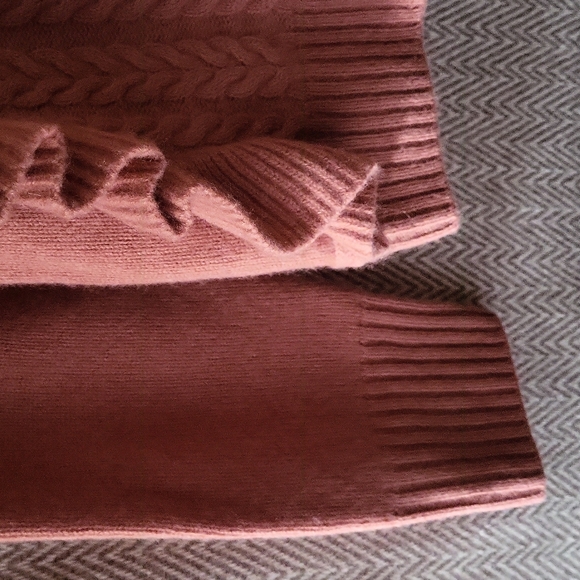 NWOT Massimo Dutti Wool & Cashmere Blend Ruffled Mockneck Sweater - Picture 6 of 16